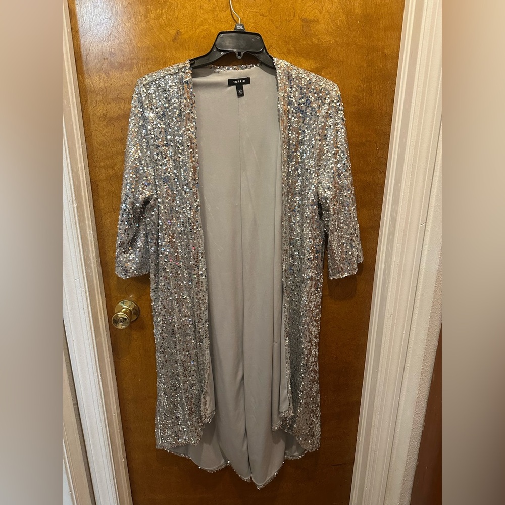 Torrid silver sequins kimono open front cardigan long short sleeve kimono 00